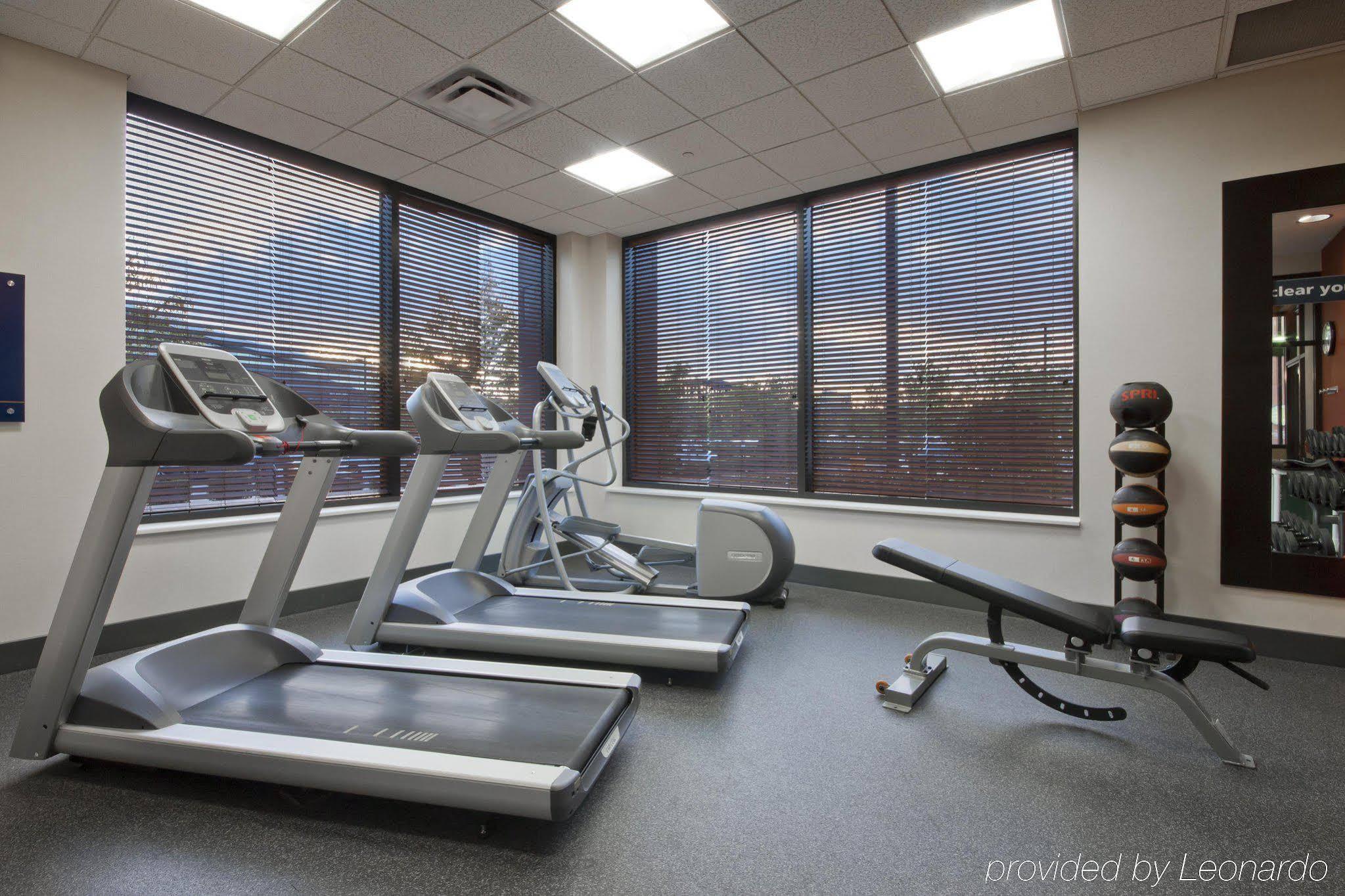 Hampton Inn & Suites Pittsburgh Downtown Экстерьер фото